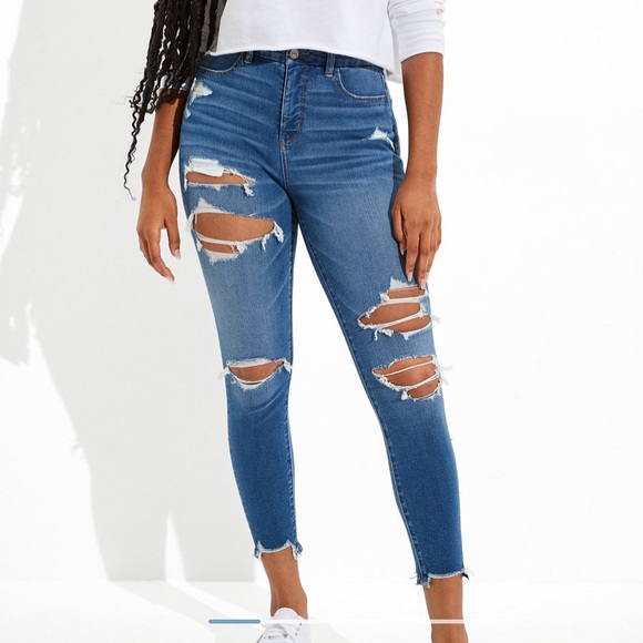 American Eagle Outfitters Denim - American Eagle Light Wash Cropped Jeans